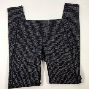 Athleta textured Leggings Black White Zigzag Women’s XS